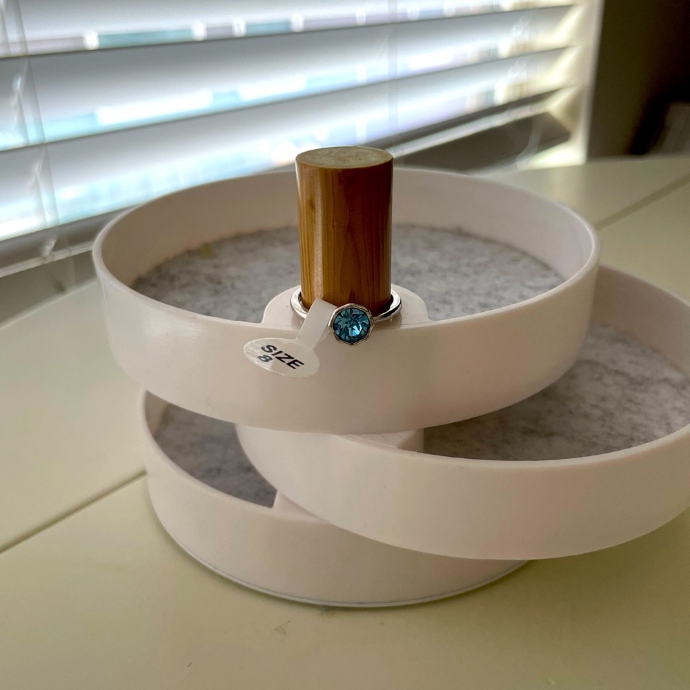 Fragrant Jewels Ring size 8